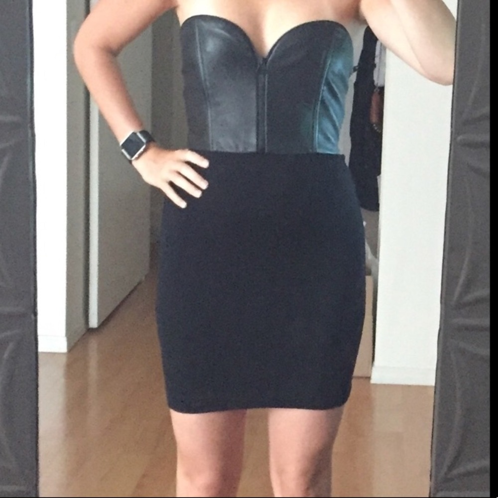 Alice + Olivia Black Bustier Dress Sz 4